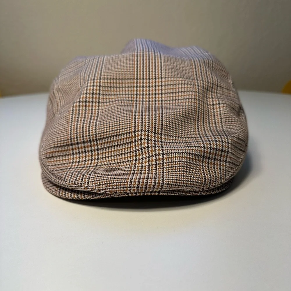 New hat - Picture 3 of 3